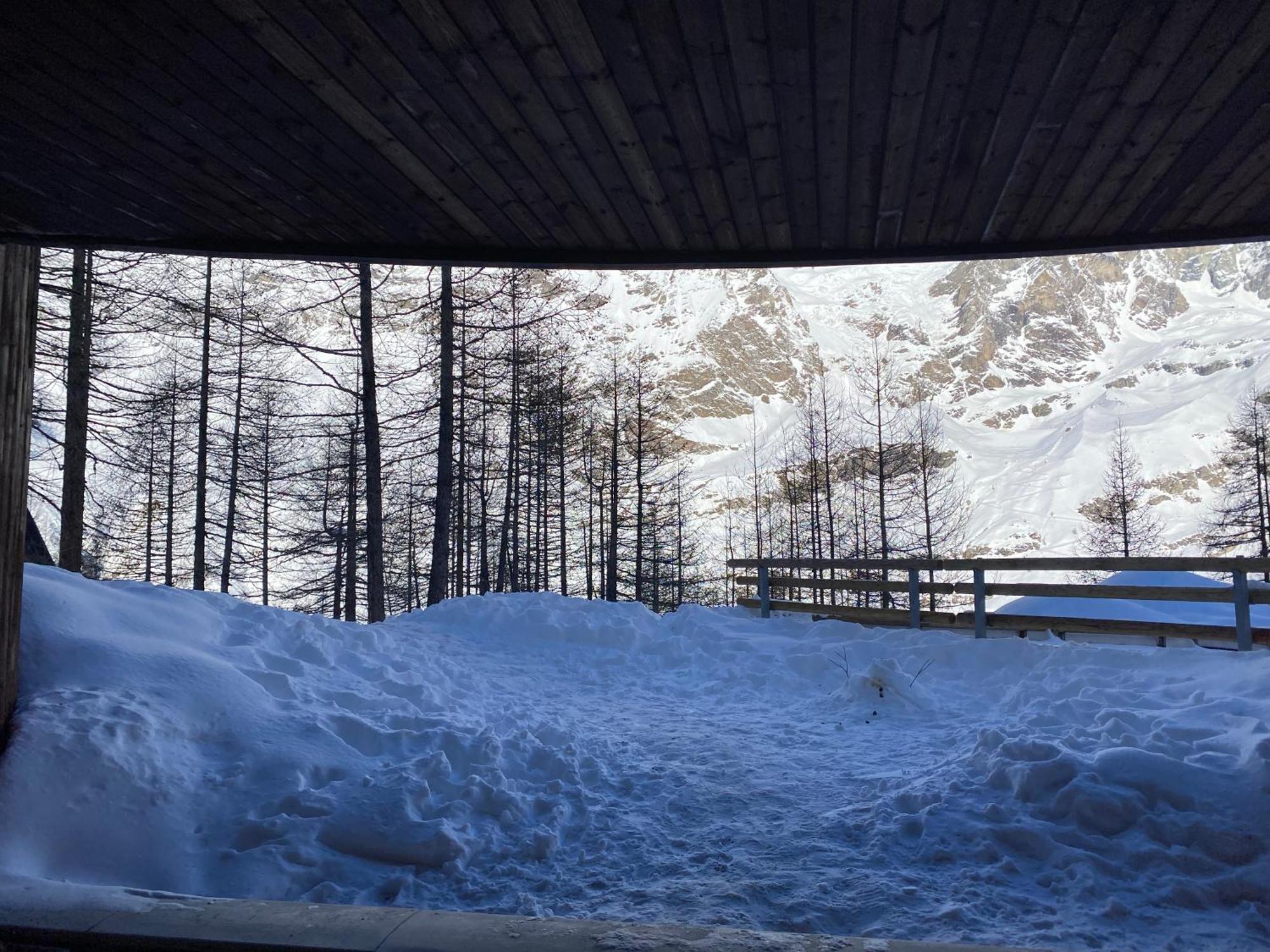 Incantevole Appartamento Stile Chalet Breuil Cervinia Dış mekan fotoğraf